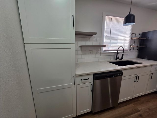 2302 SE Jayel Terrace 3, Bentonville, AR 72712