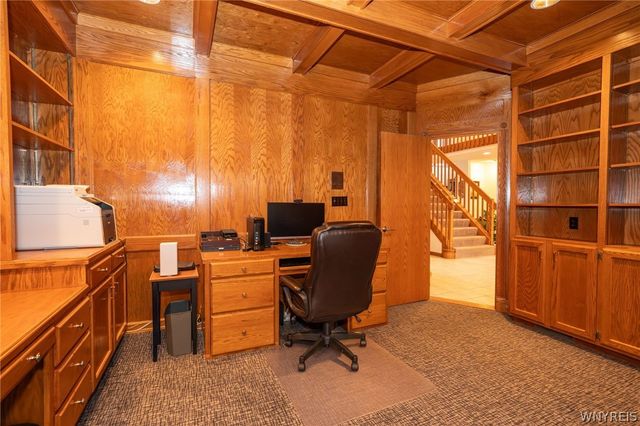 4892 Eastbrooke Place, Clarence, NY 14221