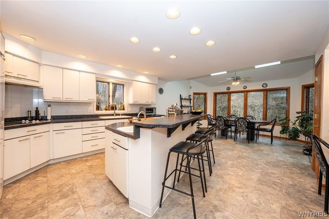 4892 Eastbrooke Place, Clarence, NY 14221