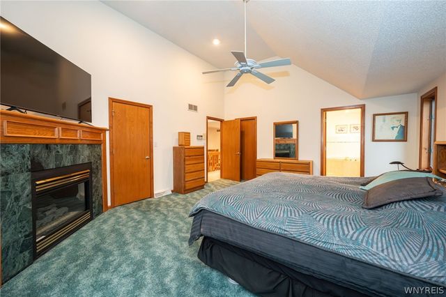 4892 Eastbrooke Place, Clarence, NY 14221