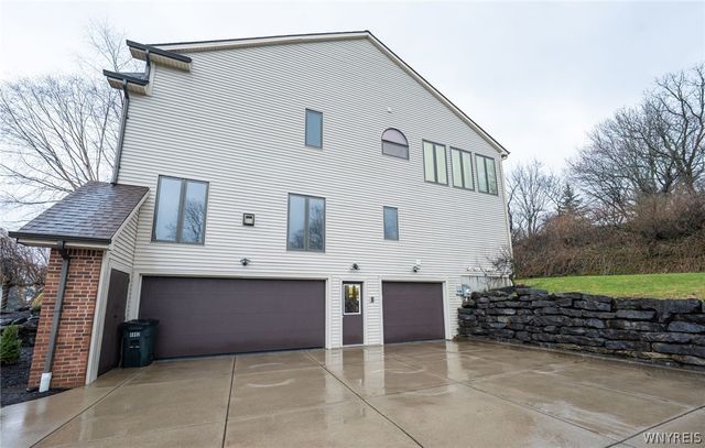 4892 Eastbrooke Place, Clarence, NY 14221