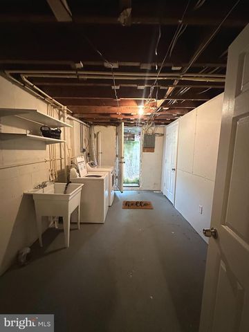 500 LUCIA AVE, Baltimore, MD 21229