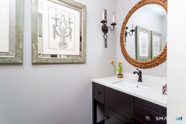 9 Green Lane, Ridgefield, CT 06877
