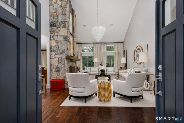 9 Green Lane, Ridgefield, CT 06877