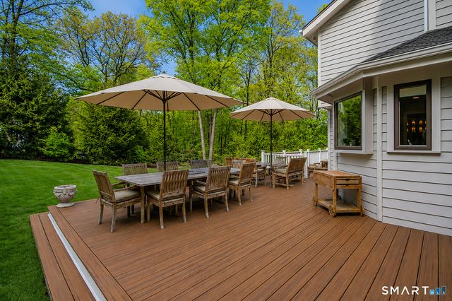 9 Green Lane, Ridgefield, CT 06877