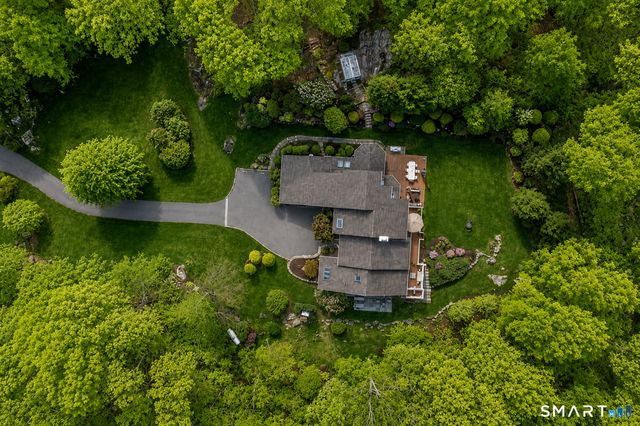 9 Green Lane, Ridgefield, CT 06877