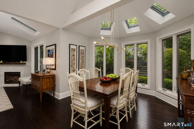 9 Green Lane, Ridgefield, CT 06877