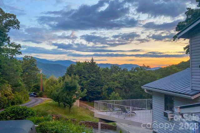553 Deep Gap Road, Sylva, NC 28779