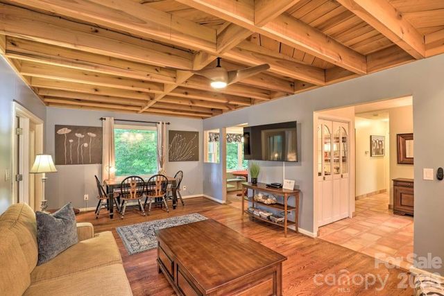 553 Deep Gap Road, Sylva, NC 28779