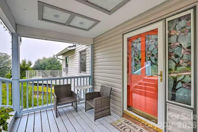 553 Deep Gap Road, Sylva, NC 28779