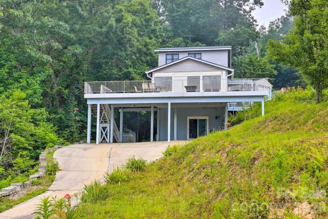 553 Deep Gap Road, Sylva, NC 28779