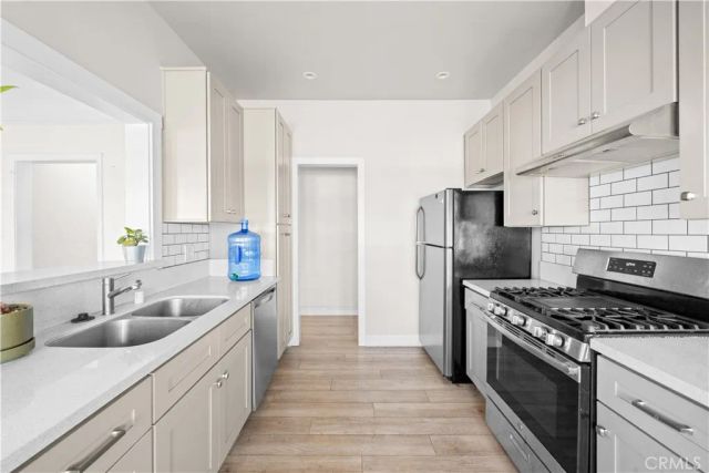2441 Fairmount, Los Angeles, CA 90033