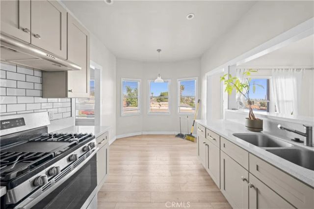 2441 Fairmount, Los Angeles, CA 90033