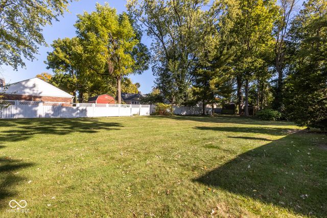 310 Longdon Street, Greenwood, IN 46142