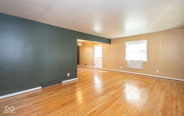 310 Longdon Street, Greenwood, IN 46142