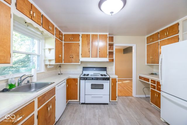 310 Longdon Street, Greenwood, IN 46142