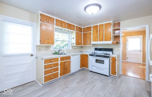 310 Longdon Street, Greenwood, IN 46142