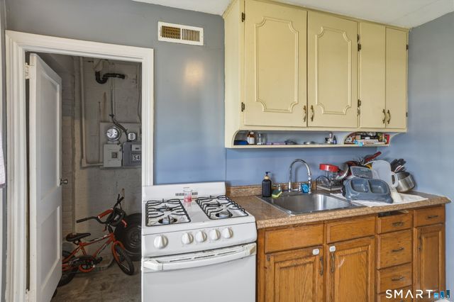 52-56 Great Hill Road, East Hartford, CT 06108
