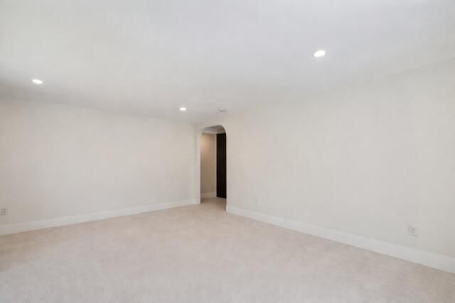 101 Carl Drive Ne, Ada Twp, MI 49301