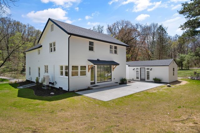 101 Carl Drive Ne, Ada Twp, MI 49301