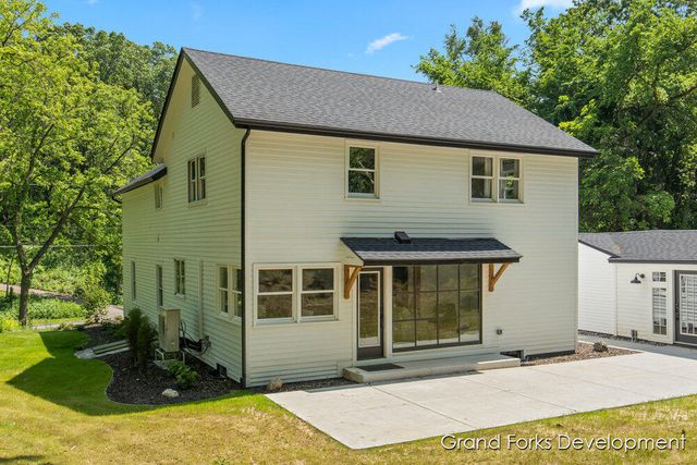 101 Carl Drive Ne, Ada Twp, MI 49301