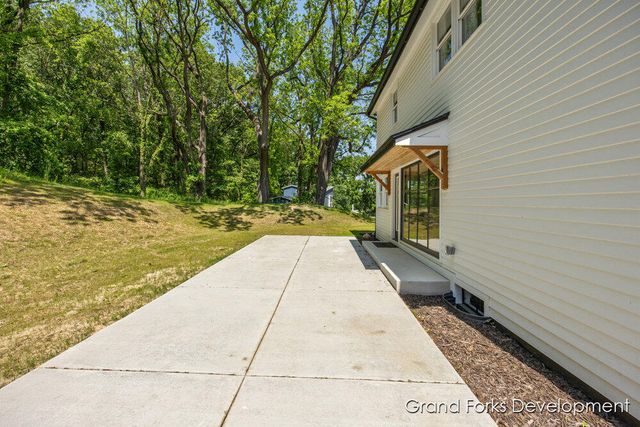 101 Carl Drive Ne, Ada Twp, MI 49301