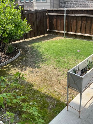 2745 Splendor Lane, Little Elm, TX 75068