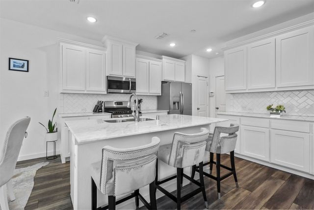 2745 Splendor Lane, Little Elm, TX 75068