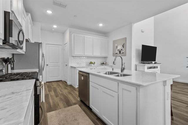 2745 Splendor Lane, Little Elm, TX 75068