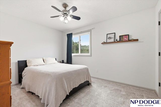 3704 Schuemann Drive, Bellevue, NE 68123