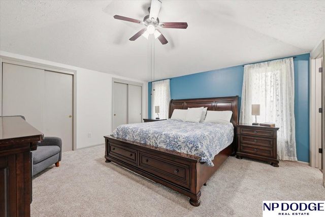 3704 Schuemann Drive, Bellevue, NE 68123