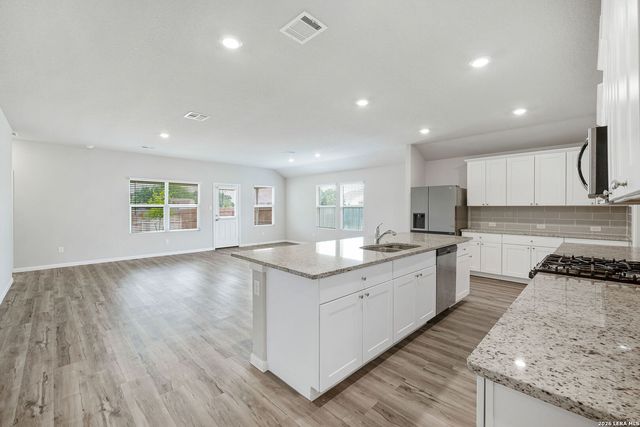 14930 Bog Mill, San Antonio, TX 78254