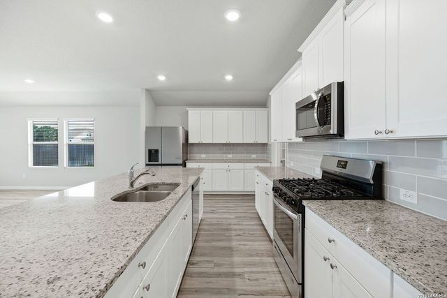 14930 Bog Mill, San Antonio, TX 78254