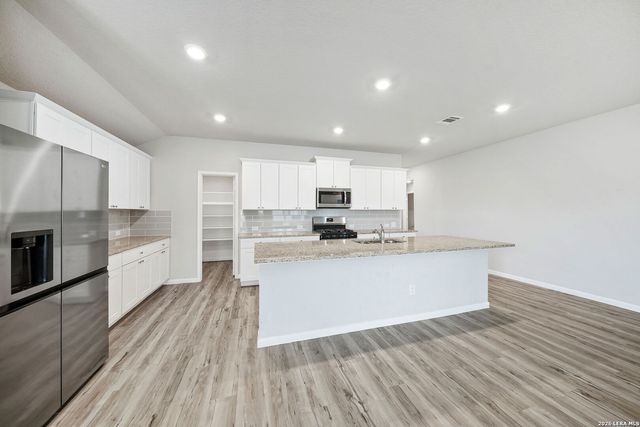 14930 Bog Mill, San Antonio, TX 78254