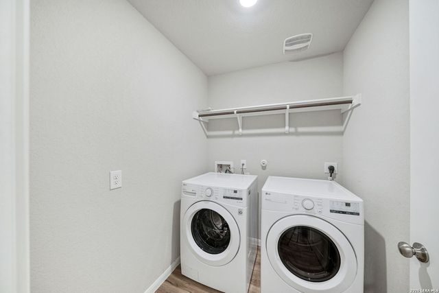 14930 Bog Mill, San Antonio, TX 78254