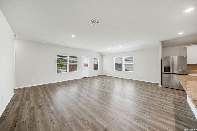 14930 Bog Mill, San Antonio, TX 78254