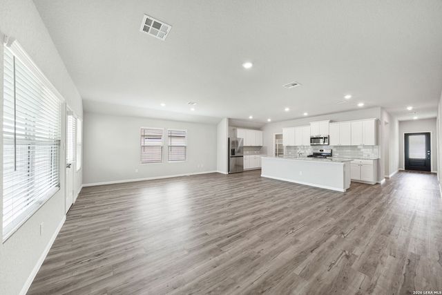 14930 Bog Mill, San Antonio, TX 78254