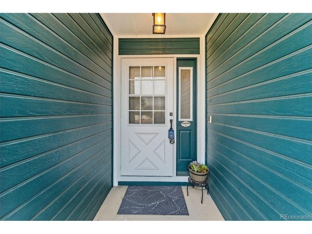 858 Hubbell Dr, Colorado Springs, CO 80911