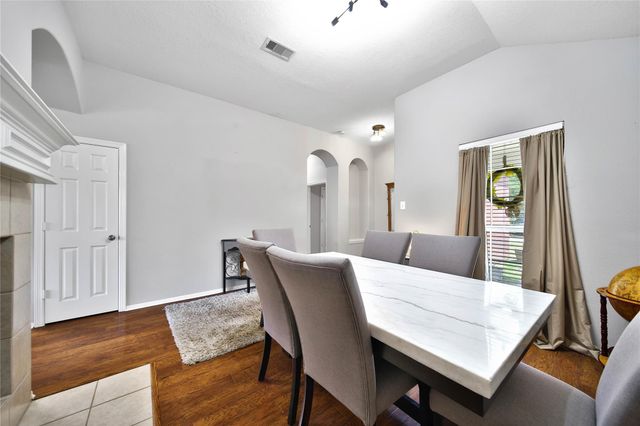 2227 Valley View Crossing, Conroe, TX 77304