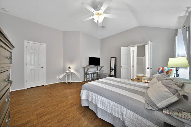 2227 Valley View Crossing, Conroe, TX 77304
