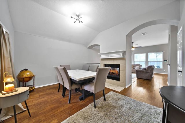2227 Valley View Crossing, Conroe, TX 77304