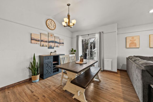 21387 Starling Drive, Bend, OR 97701