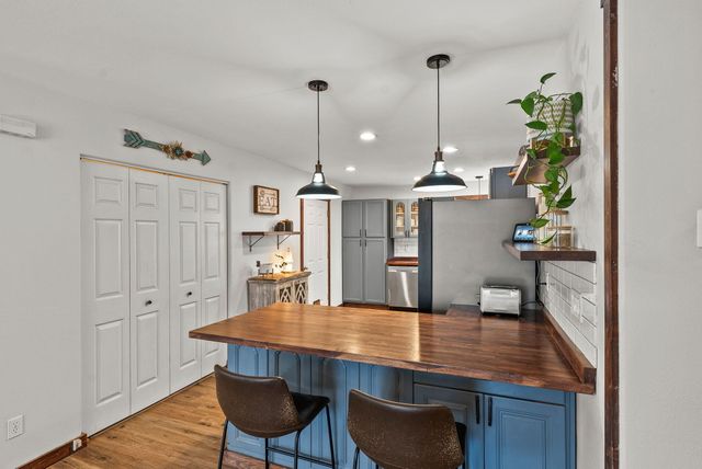 21387 Starling Drive, Bend, OR 97701