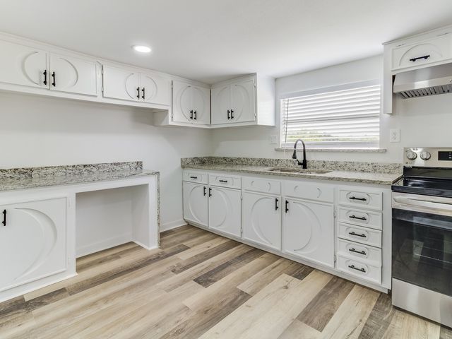 220 Lcr 396, Groesbeck, TX 76642