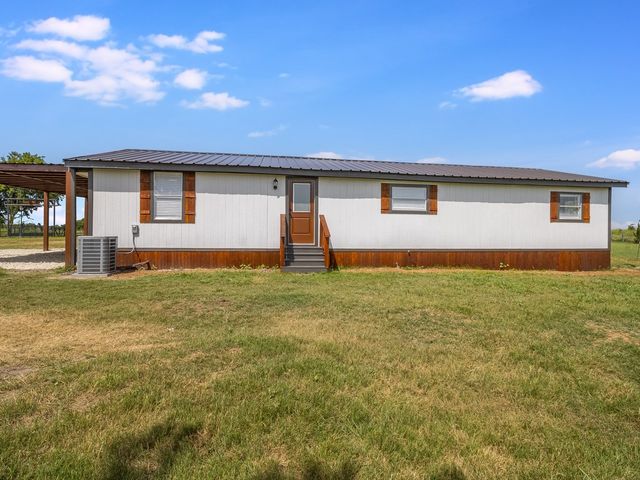 220 Lcr 396, Groesbeck, TX 76642