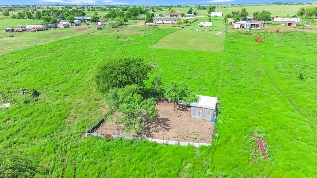 220 Lcr 396, Groesbeck, TX 76642
