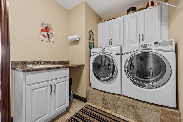 982 Raleigh Lane, Marion, IA 52302
