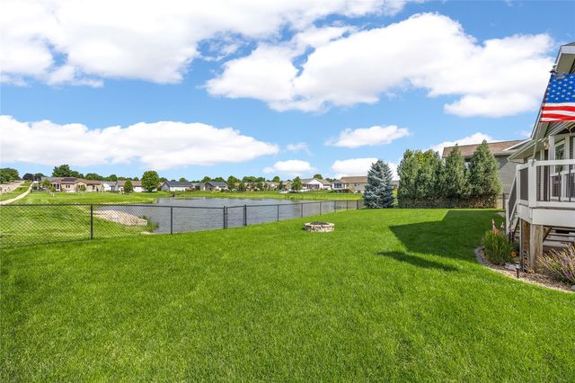 982 Raleigh Lane, Marion, IA 52302