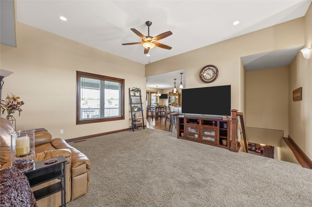982 Raleigh Lane, Marion, IA 52302