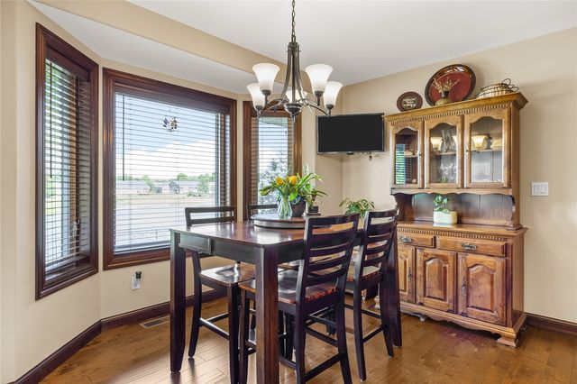 982 Raleigh Lane, Marion, IA 52302